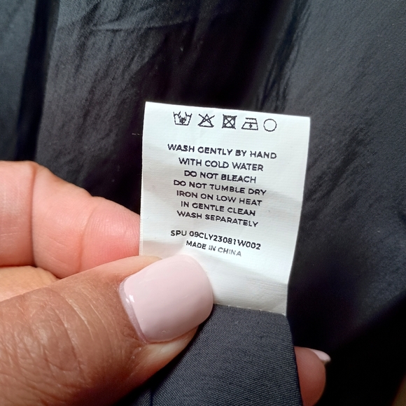 BloomChic Black Lightweight Hooded Jacket 22W-24W NWT - Picture 11 of 11